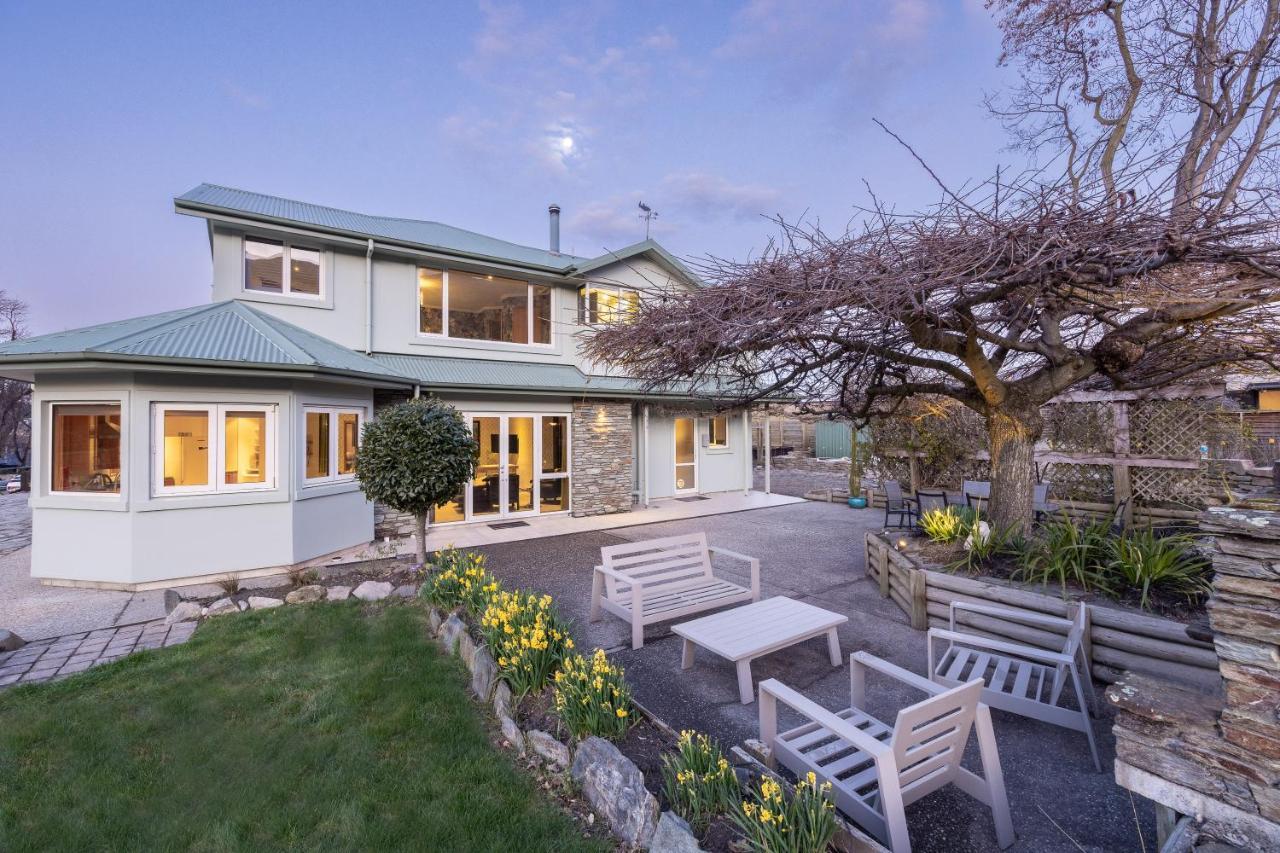 Wanaka Lake House Exterior photo